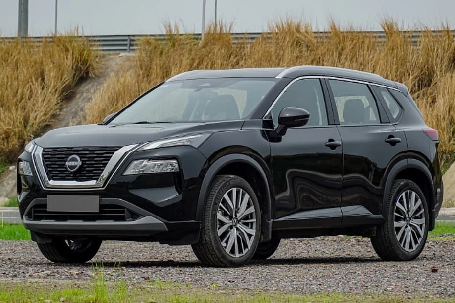 Nissan X-trail Left Front Three Quarter Nissan X-trail Left Front Three Quarter